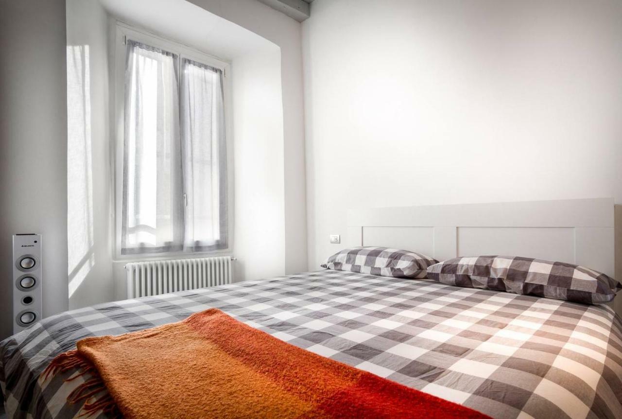 Ferienwohnung Joivy Chic Studio In Como Centre Exterior foto