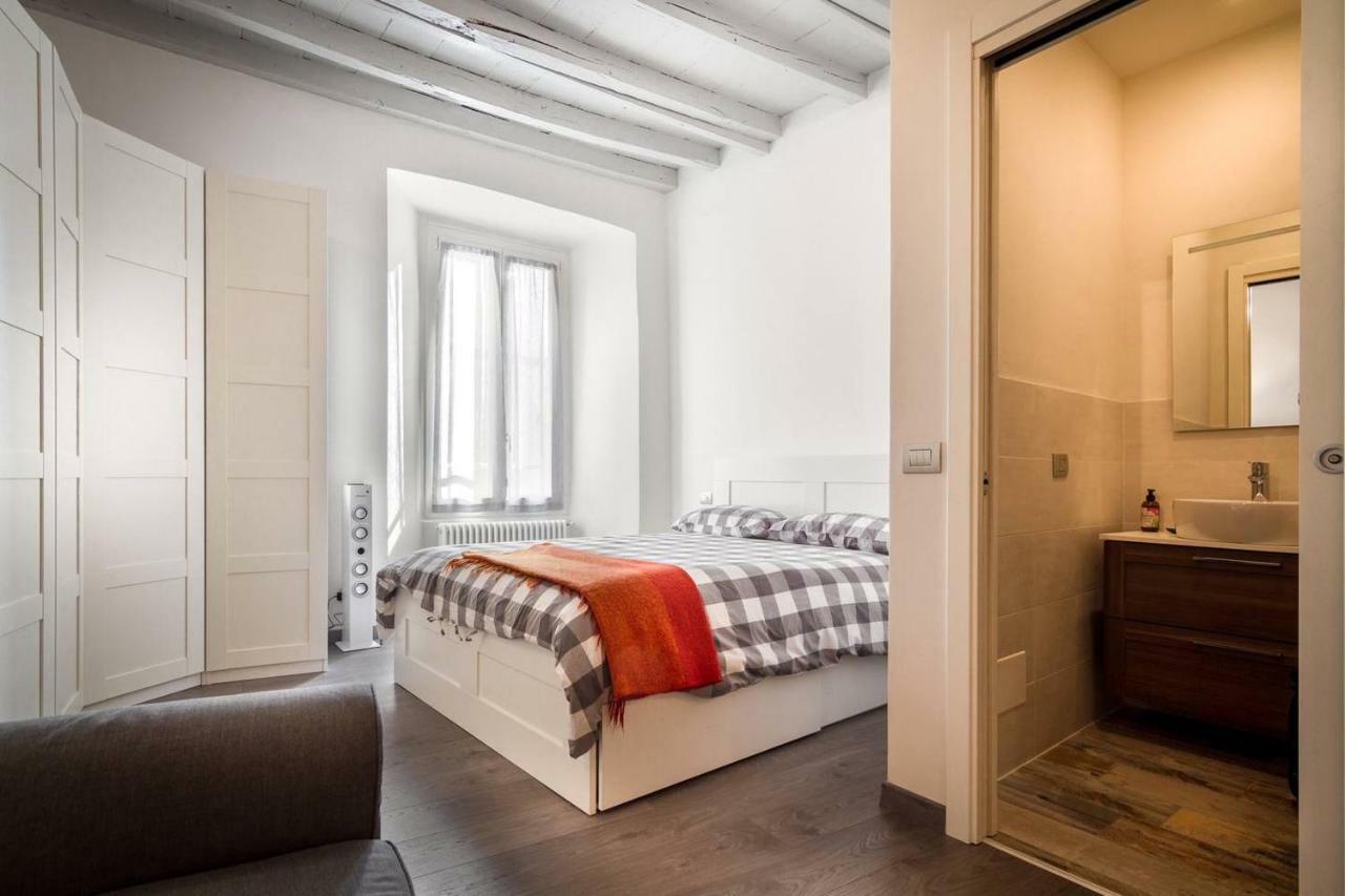 Ferienwohnung Joivy Chic Studio In Como Centre Exterior foto