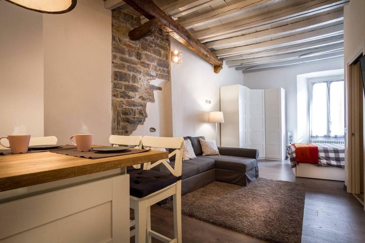 Ferienwohnung Joivy Chic Studio In Como Centre Exterior foto
