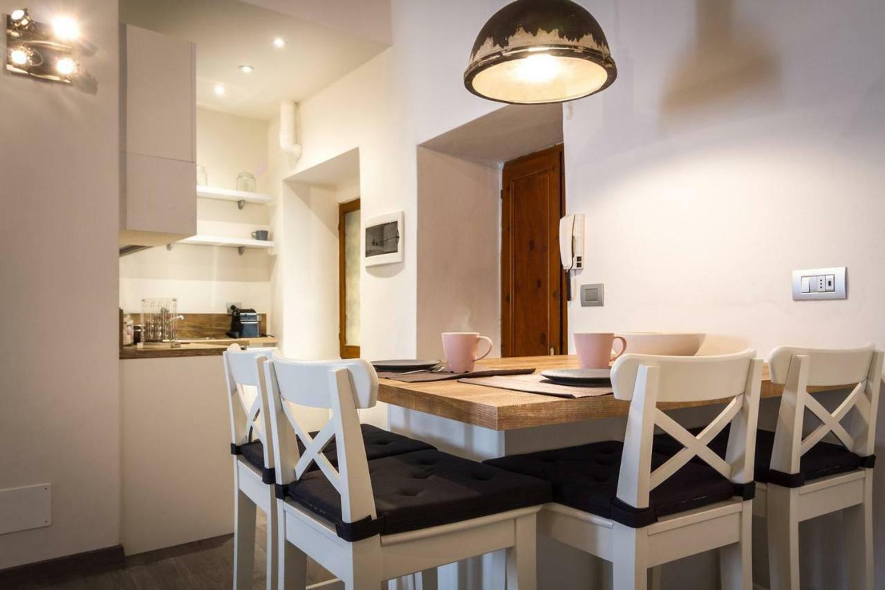 Ferienwohnung Joivy Chic Studio In Como Centre Exterior foto
